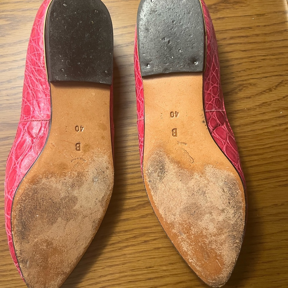 Rare, Vintage Gucci Pink Flats with Textured Design - Picture 9 of 11
